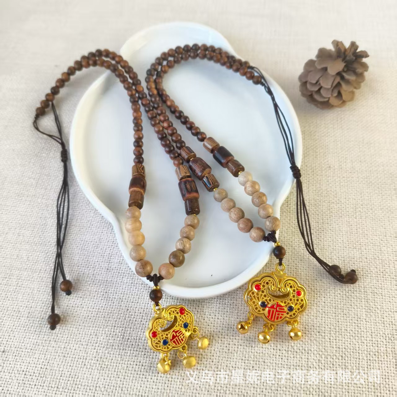 Five styles of crystal incense beads, handcrafted wooden beads and pendants, available in a variety of colors including light brown and dark brown Item Picture