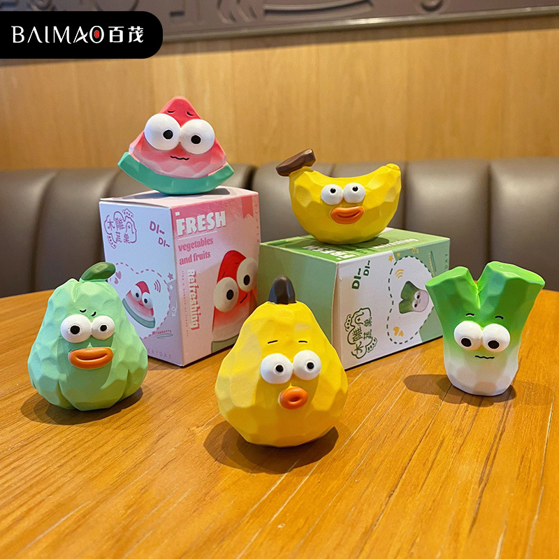 Baimao Original wood-carving style fruit and vegetable resin ornaments, women's creative and trendy car decorations, creative home desktop decorations