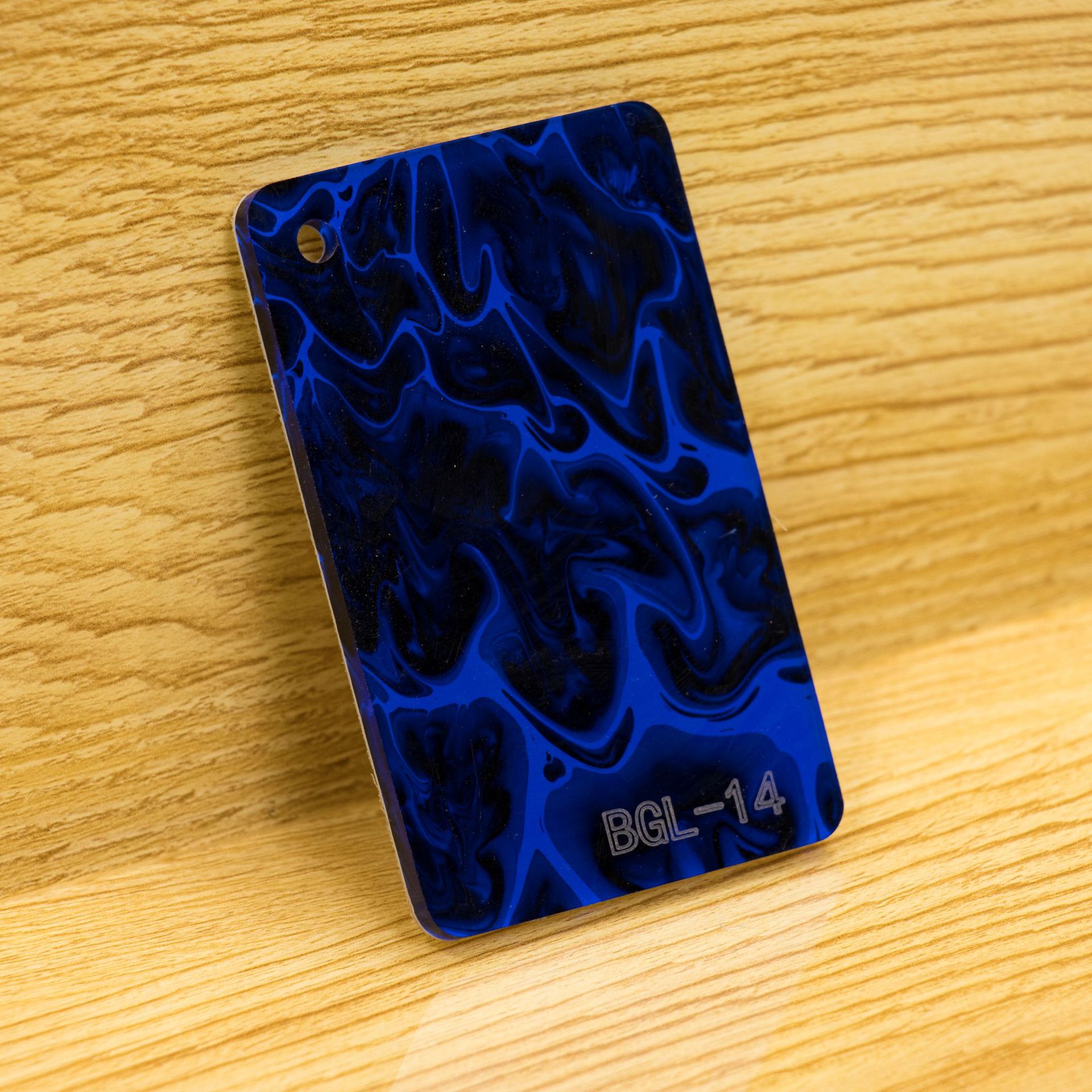 uv板墙板/木片/木质面板/木板/150cm木塑格栅白底实物图