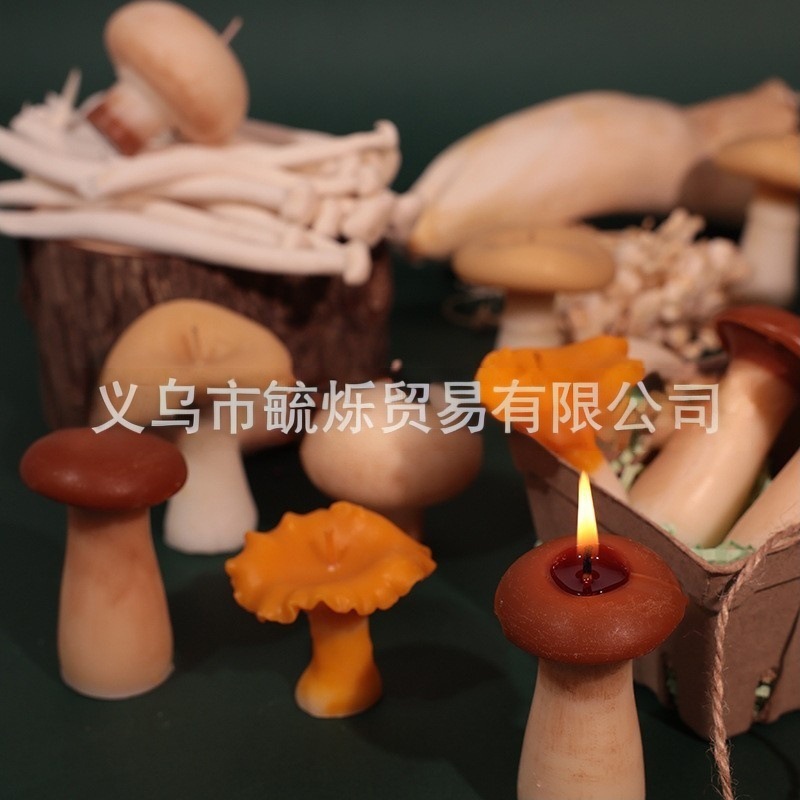 Campo viento velas perfumadas setas forma velas simulación hongos champiñones matsutake atmósfera sentido objetos objetos de foto details Picture