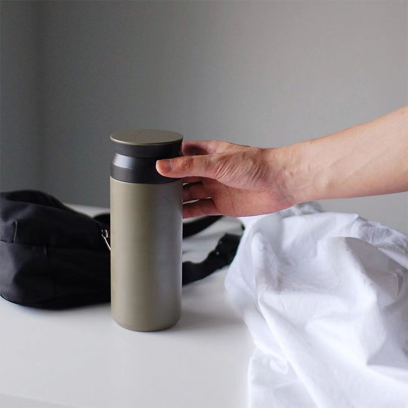 kinto Japanese insulated cups for both men and women, high appearance standards, portable takeaway coffee cups, couple water cups as gifts Application Scenario