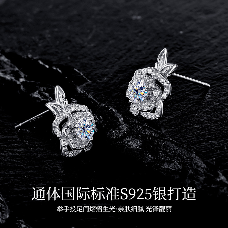 Zhuoheng Select S925 pure silver original Design Rose Double Leaf Full Diamond Mosang earrings with a light luxury and high-end feel Application Scenario