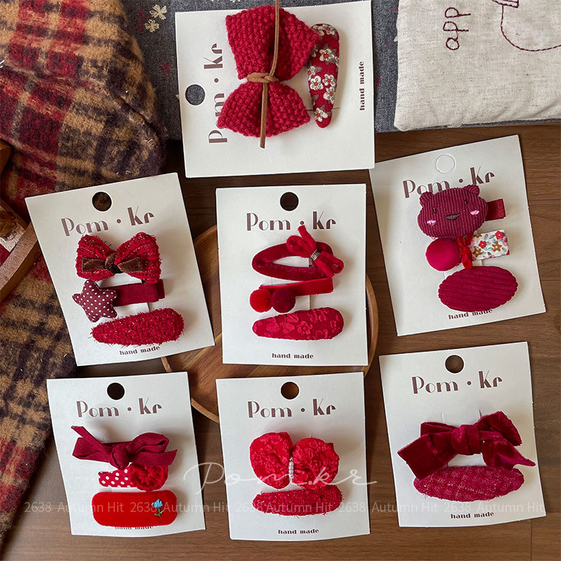 New Korean-style red bow hair clips for children and girls in autumn and winter, side seamless fabric bangs, side hair clips, Pom.kr retro red handcrafted hair clips: Knitted bow bear style sweet girl autumn and winter fragrance