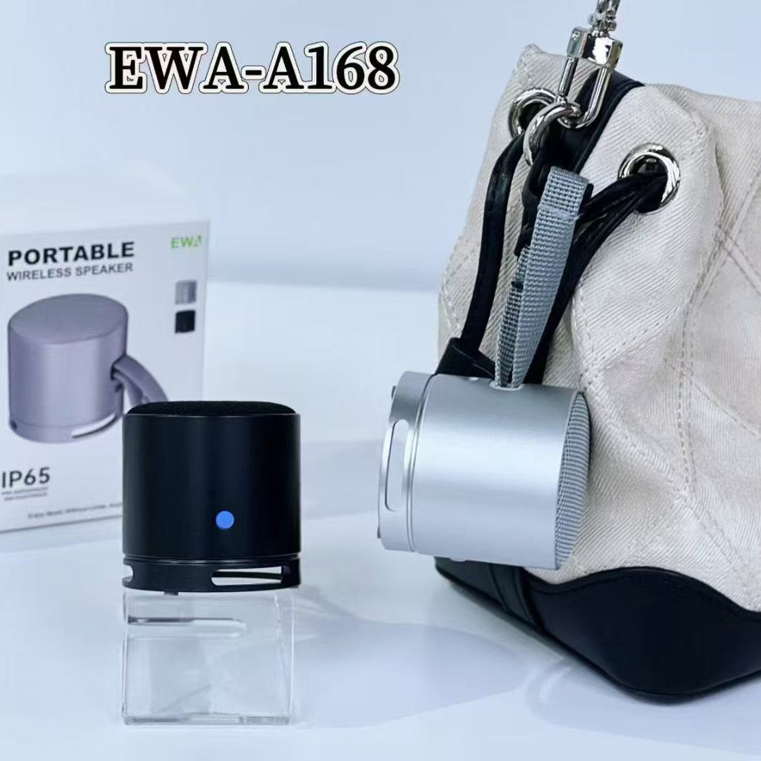 The new EWA Sound for Love EWA A168 outdoor portable Bluetooth speaker Application Scenario