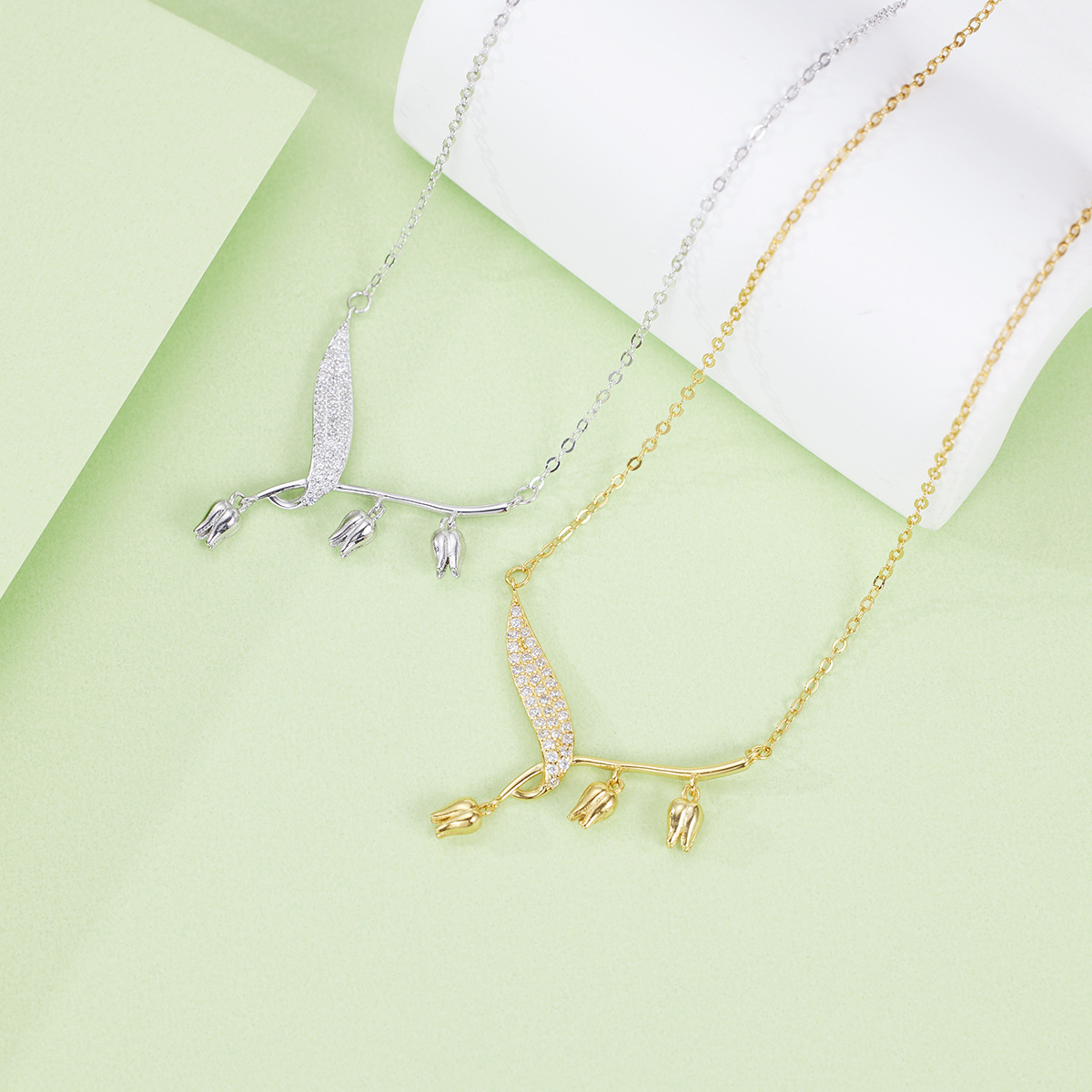 S925 silver necklace, Lily of the valley necklace, women's light luxury niche design, fashionable flowers, high-end sense collarbone chain details Picture