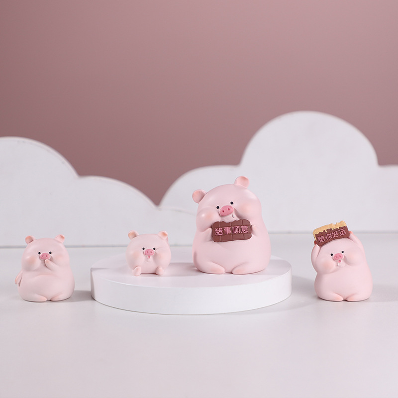 Resin small decorative items, creative home living room table decoration, plush toys, light luxury decorative items wholesale, cartoon decorative pig Nannan