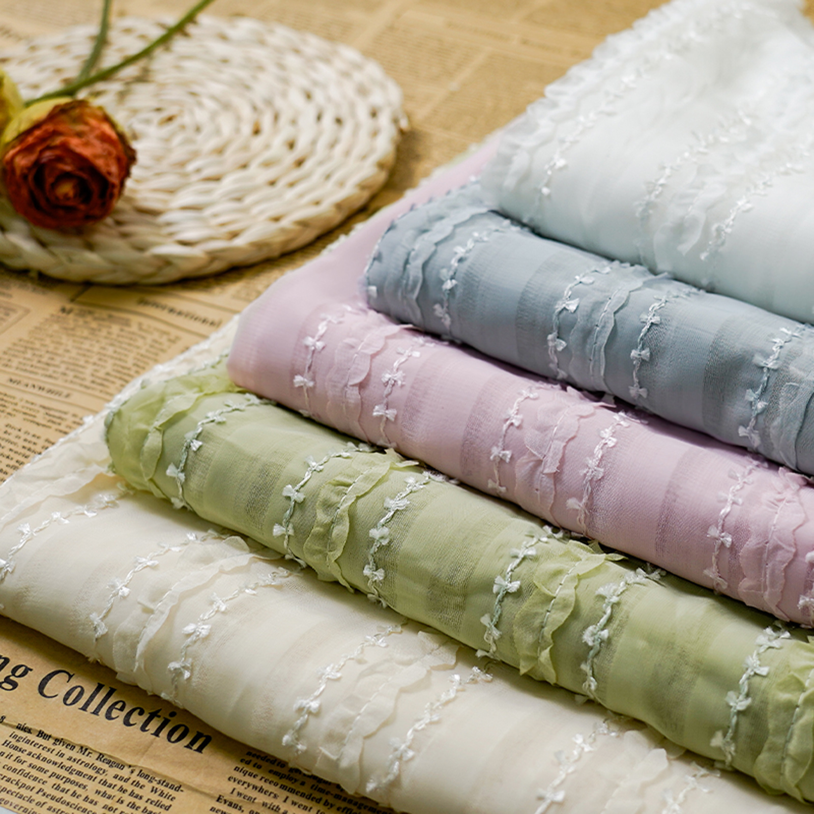 The new chiffon striped yarn-dyed dress is made of a fresh and clean solid-color curtain shirt and soft crocheted fabric Application Scenario