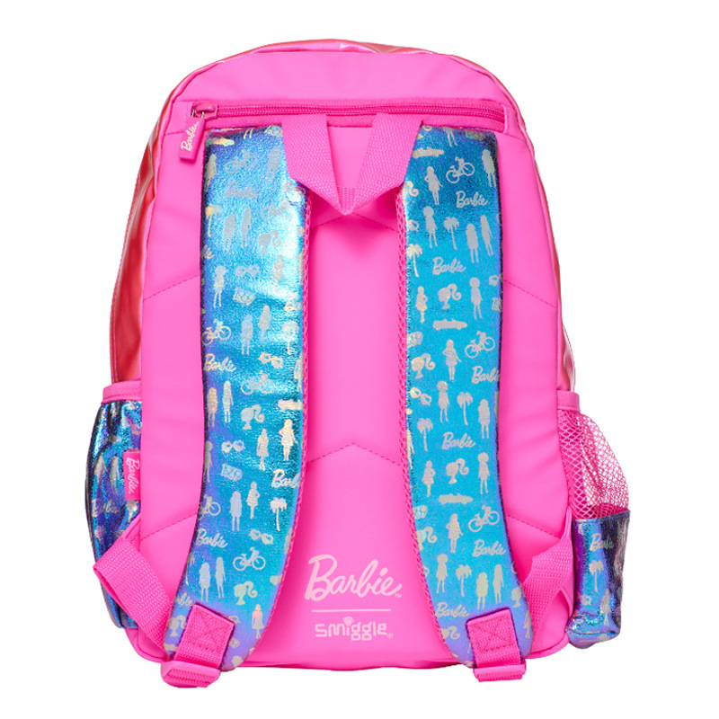Australian smiggle children's medium-sized hat schoolbag, primary school students' large-capacity backpack, outdoor casual bag Application Scenario