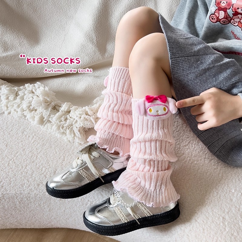 Cute big-eared dog leg covers, black cartoon 3D figurines, knitted pile sock covers, mid-calf socks for women, spring, autumn and winter Specification image