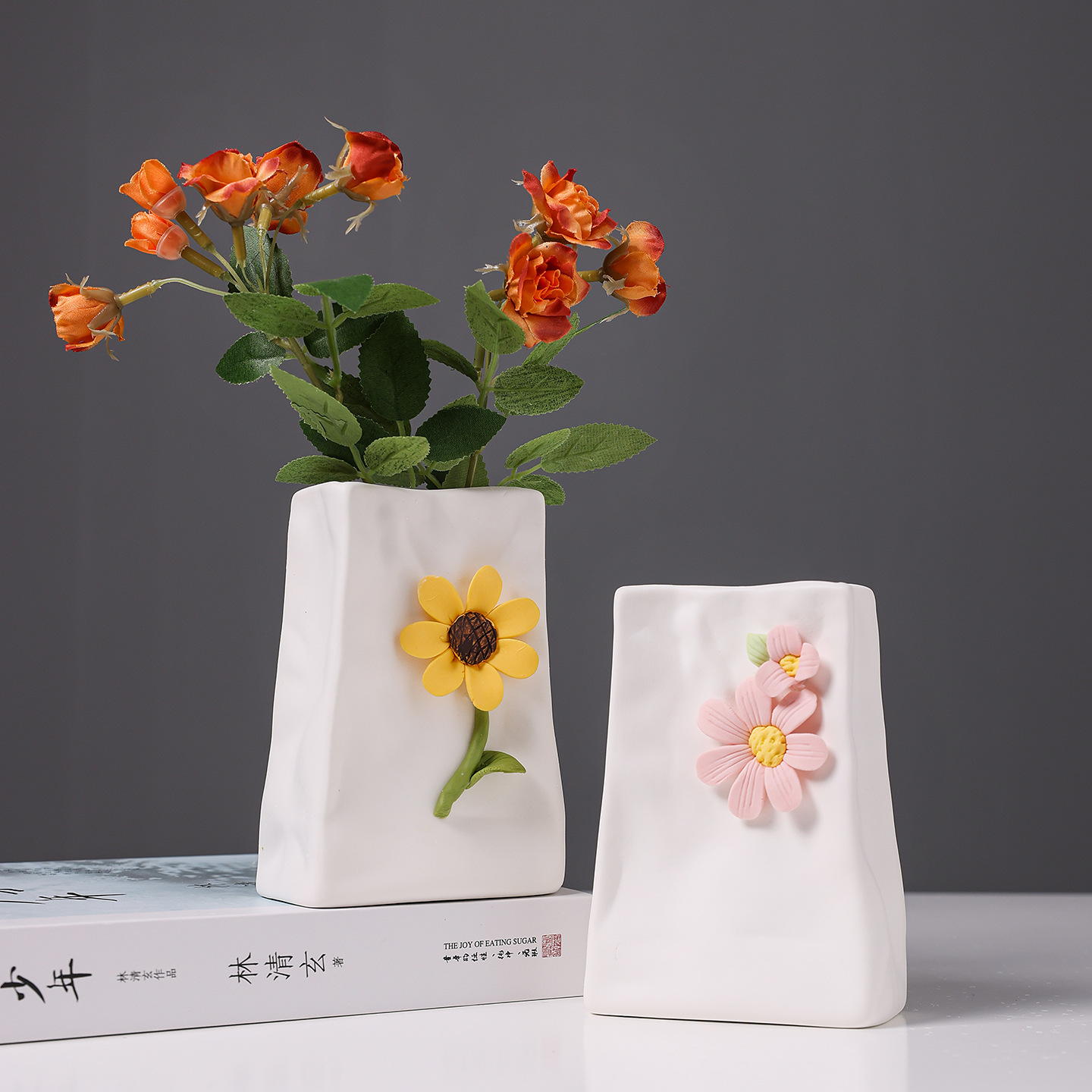 2025 Ceramic Small flower Decorative items, high-end home ceramic vases, artworks, fine display ceramic vases