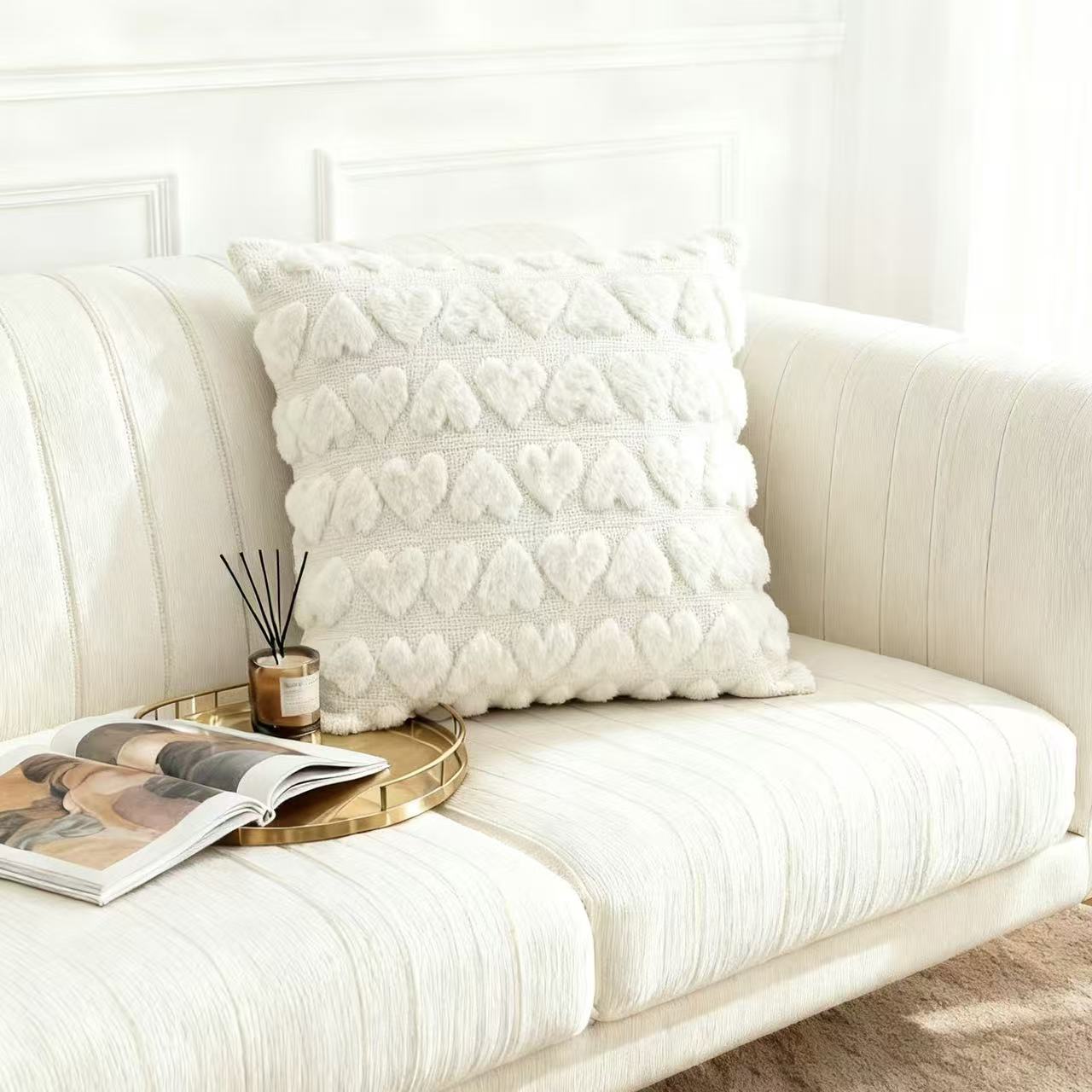 Cross-border snowflake fleece quilted love Valentine's Day solid color plush pillowcase sofa office bedroom decorative cushion Specification image