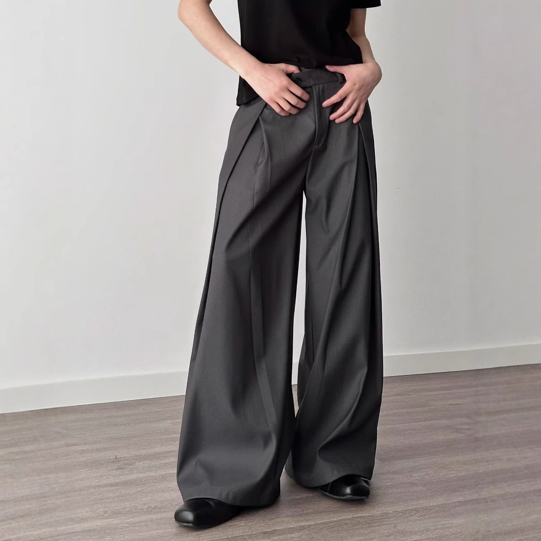 American high street retro grey pleated crescent-cut casual pants are versatile. Loose, wide-leg, drape floor-length suit pants for the street Specification drawing