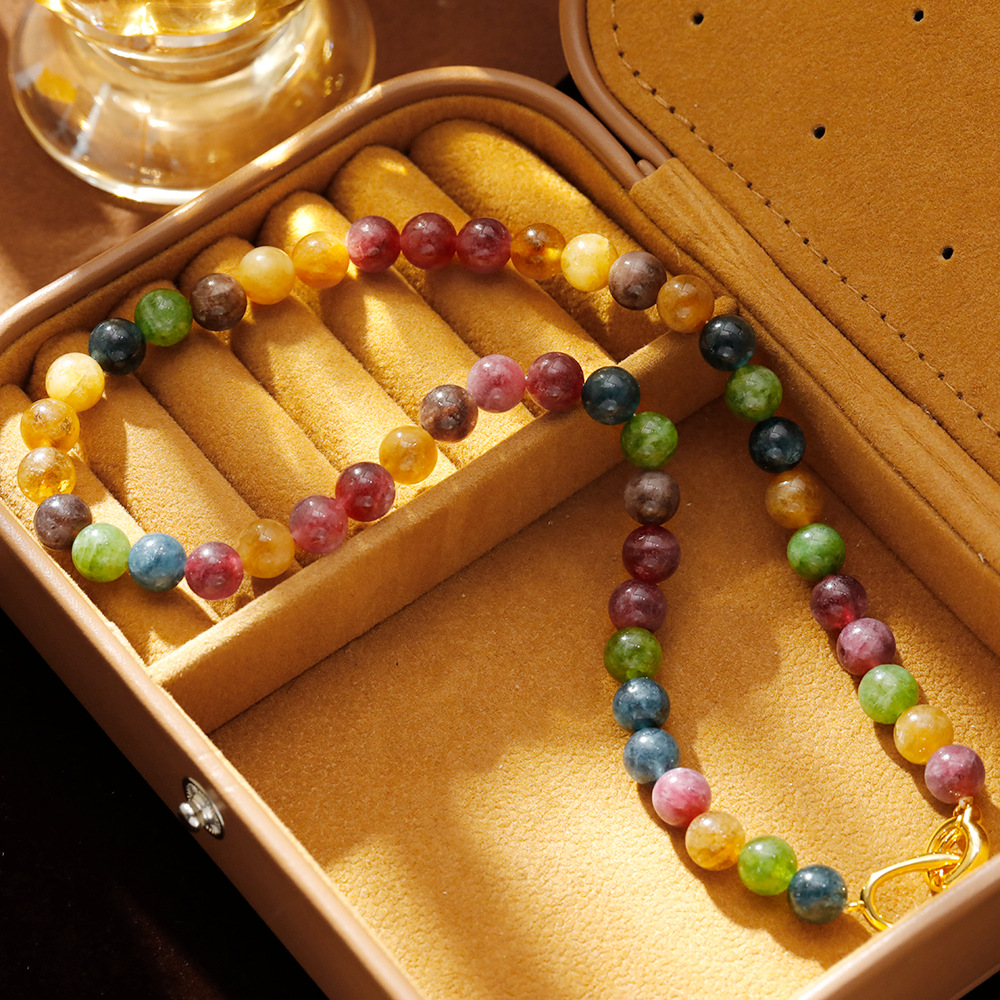 Hyacinth New Chinese-style natural stone necklace with a contrasting color design for women, highlighting a fair and elegant look, and exuding a sense of sophistication. 2025 new trendy collarbone chain