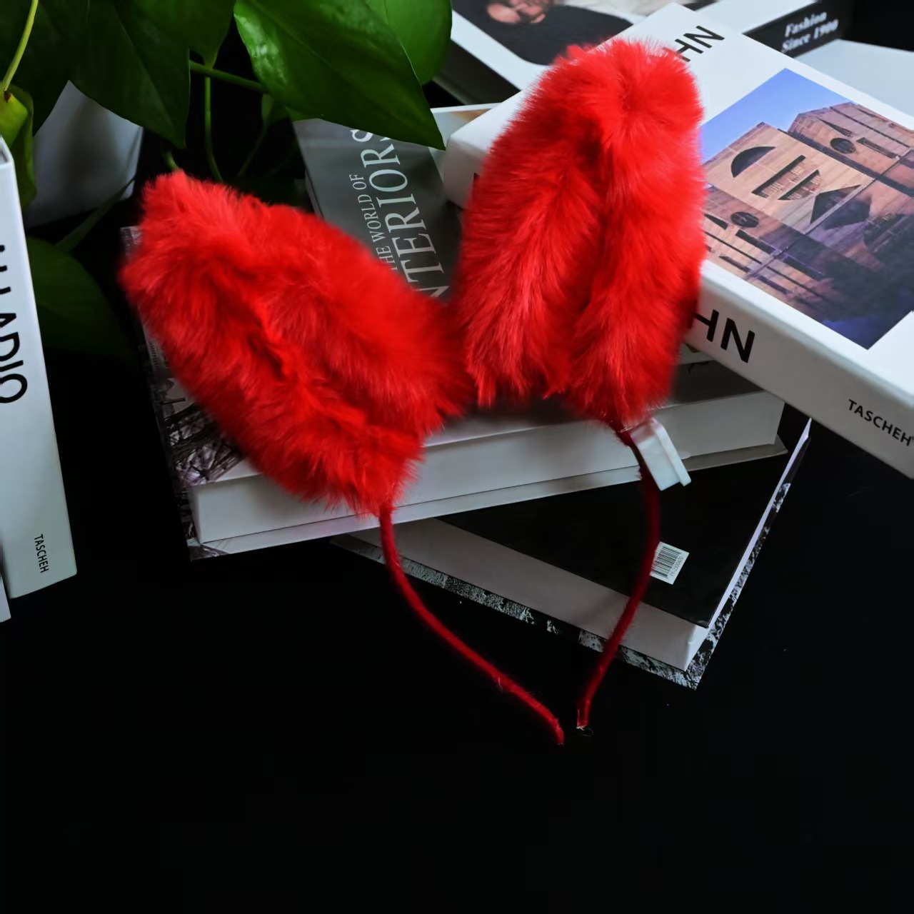 Luminous plush hairband, feather rabbit ears, 14 lamp headwear, flashing cat ears, night market stall, hairband and hairpin toys Application Scenario