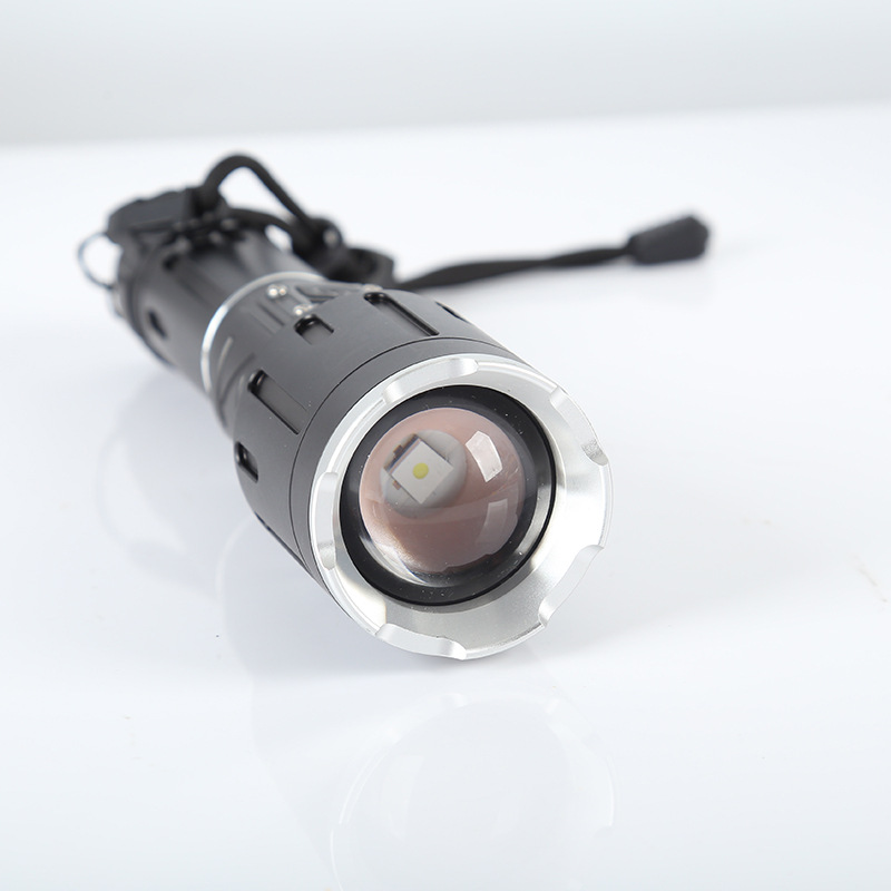 High-power telescopic zoom flashlight, USB charging, outdoor lighting, LED flashlight, portable household flashlight wholesale Application Scenario