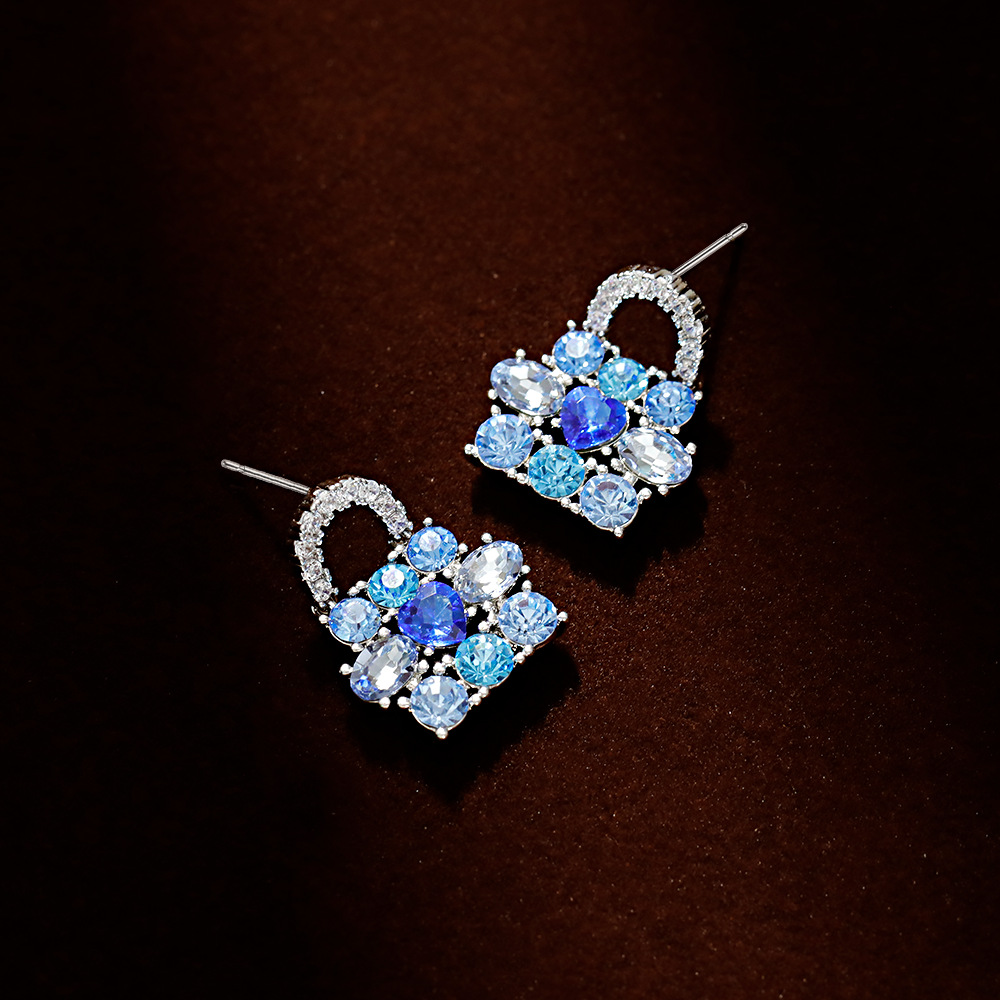 Hyacinth's light luxury and high-end style, full diamond bag earrings, women's niche design sense, super dazzling zirconia versatile ear studs and earrings details Picture