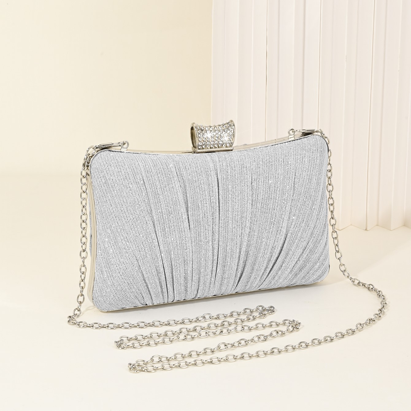 跨境电商/Glamever/包包女/皮质包包/亮闪闪白底实物图