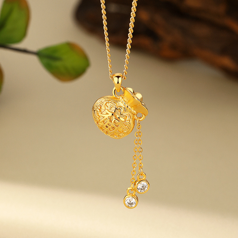 Coin lucky bag necklace, women's AB chain, hollowed-out "Fu" character money bag pendant, copper gold-plated national trend collarbone chain, 2025 new style Specification drawing