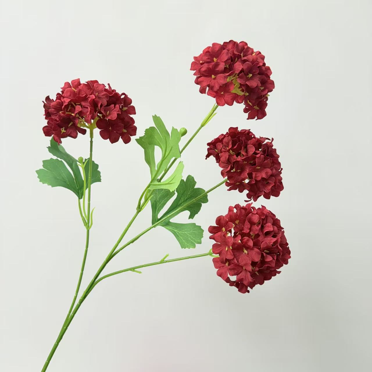 梦幻4头绣球仿真花婚庆婚礼堂布景插花家居假花批发多头仿真绣球白底实物图