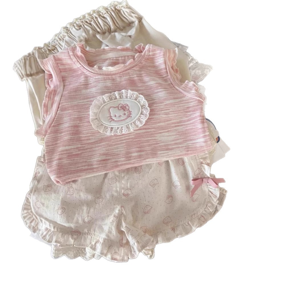 A new summer set for girls in 2025, featuring a stylish and trendy vest, T-shirt and top for children Item Picture
