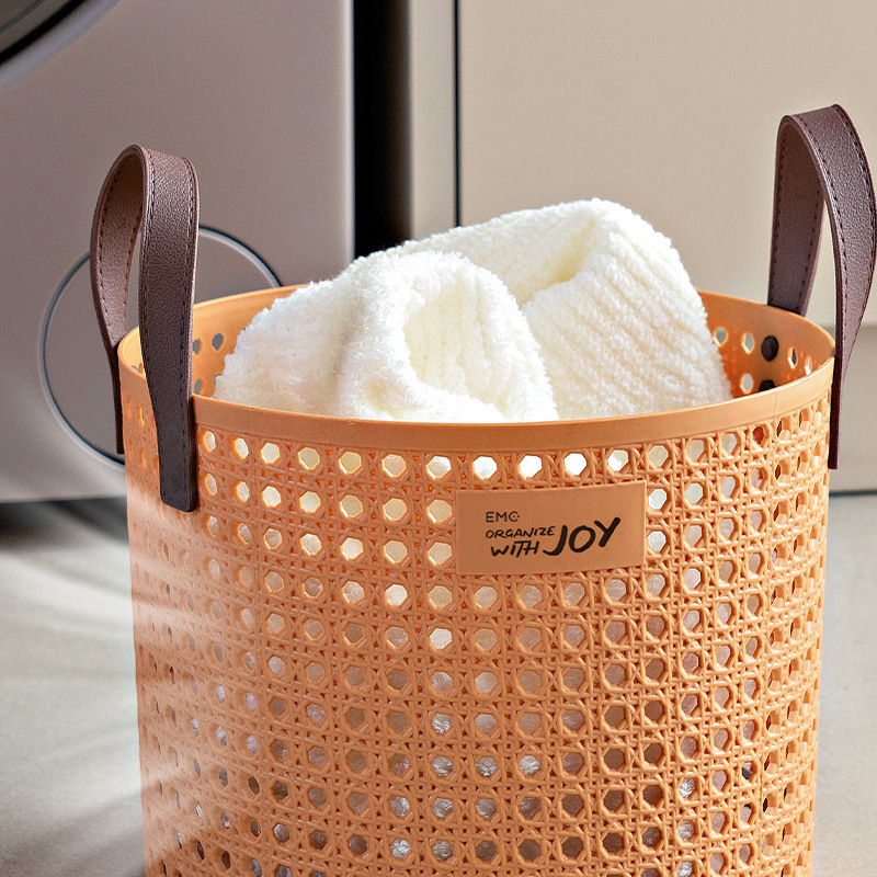 Desktop plastic sundries storage frame, toy storage box, hollowed-out snack storage basket Item Picture