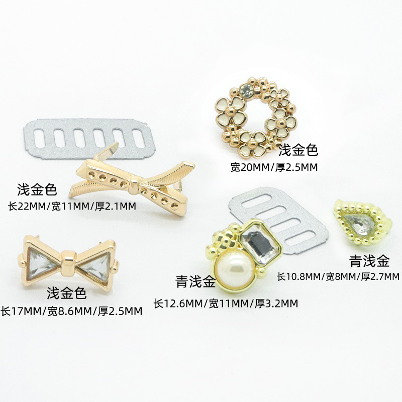 Bag, ring, flower, decorative sign, ticket clip, diamond decorative buckle, exquisite and fashionable accessory, hardware buckle details Picture