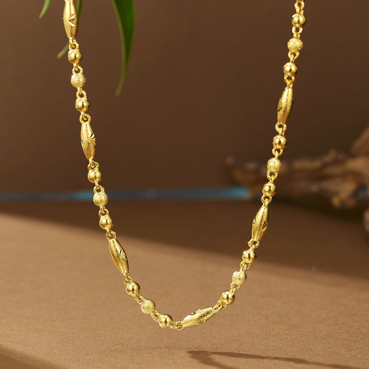 Copper gold-plated necklace for men, fine gold-plated oval beaded chain, sand gold necklace, carpeted bean plain chain full figure