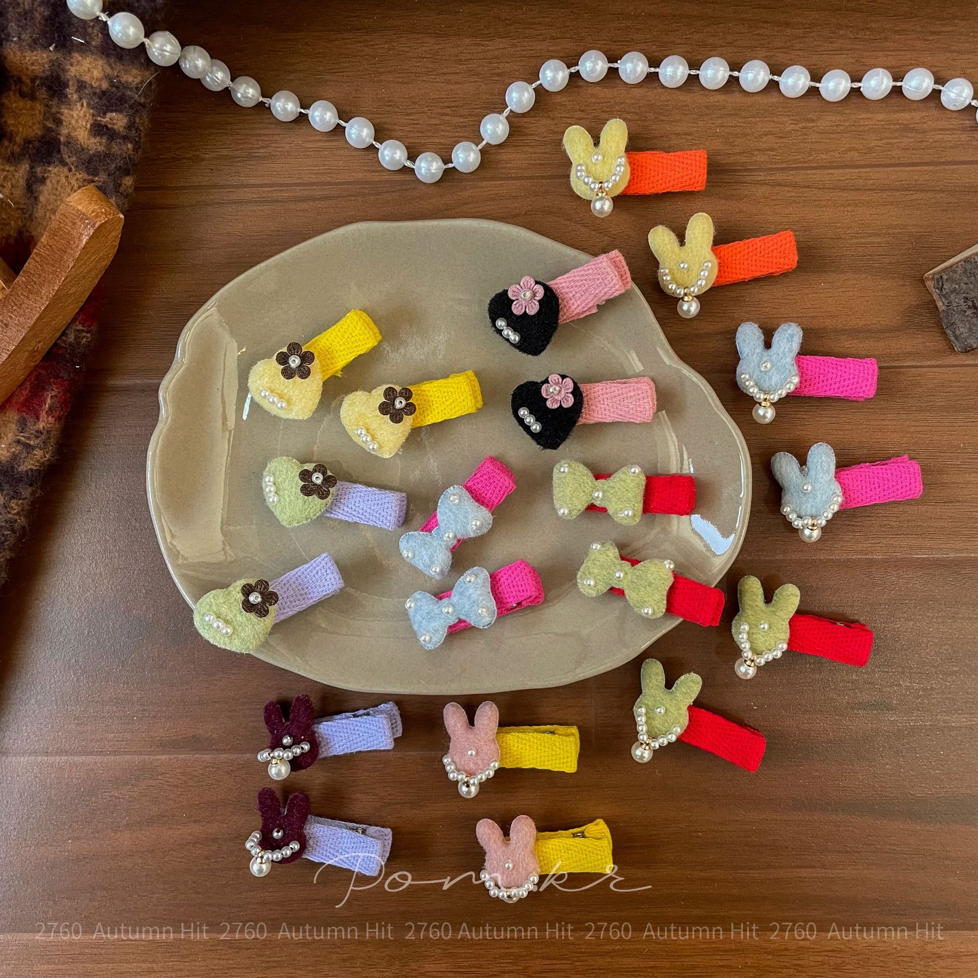 New Korean-style colorful dopamine cartoon hair clips, handcrafted fabric children's side broken hair bangs clips, all-inclusive hair accessories rabbit ear bow style with exquisite decorations, colorful knitted hair clips, sweet and energetic, suitable for soft girls' sweet outfits Application Scenario