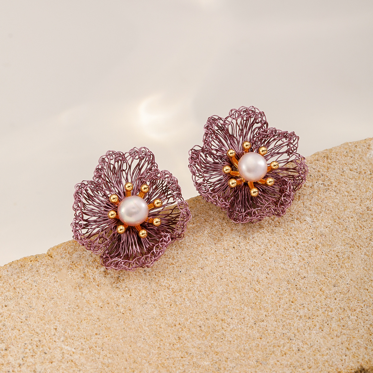 Nasha Cross-border flower earrings, hand-woven earrings, versatile daily earrings, niche and high-end style, high-end stud earrings for women details Picture