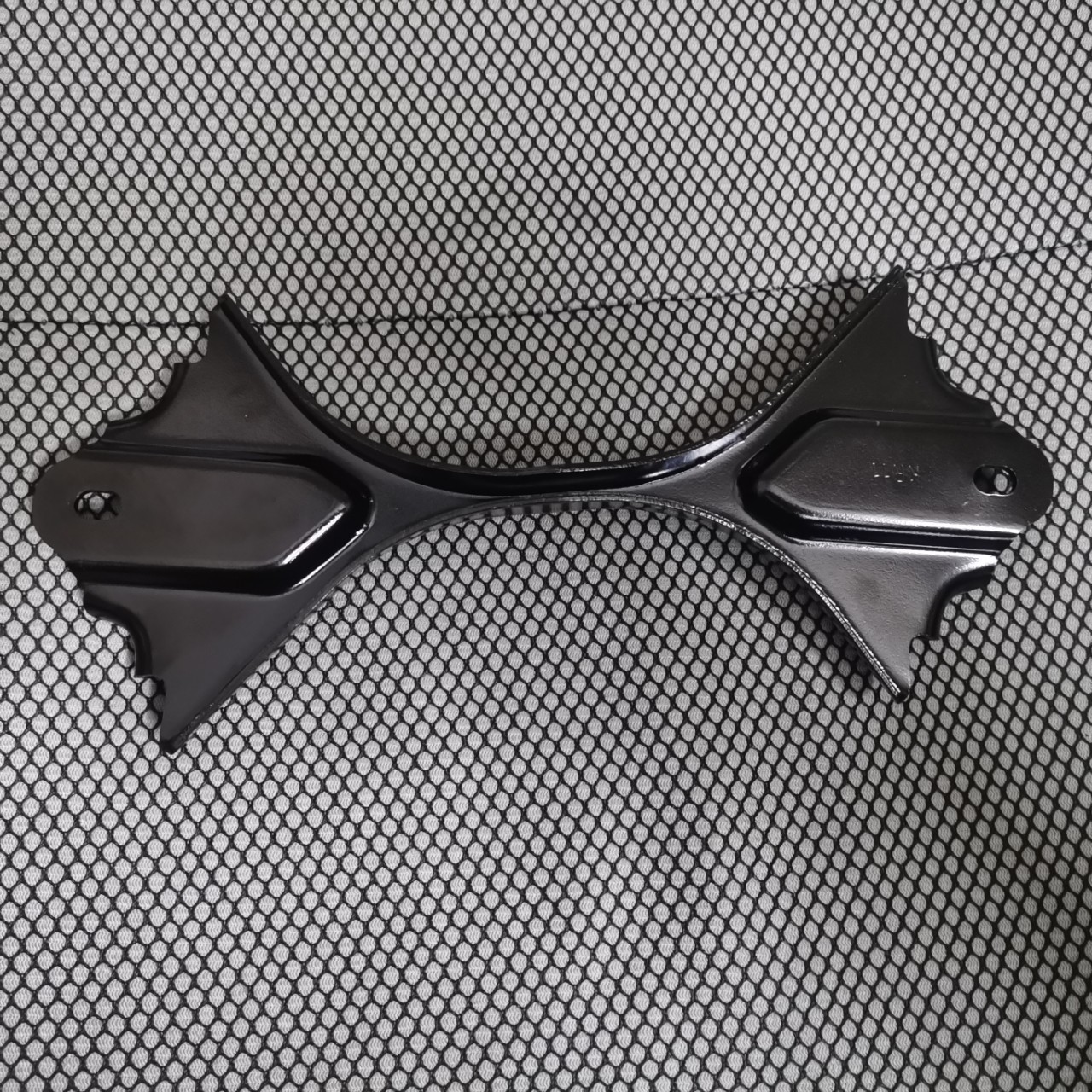 The car battery and storage battery fixing bracket is suitable for Mazda CX5, CX9, Atenza KD5356031A Application Scenario