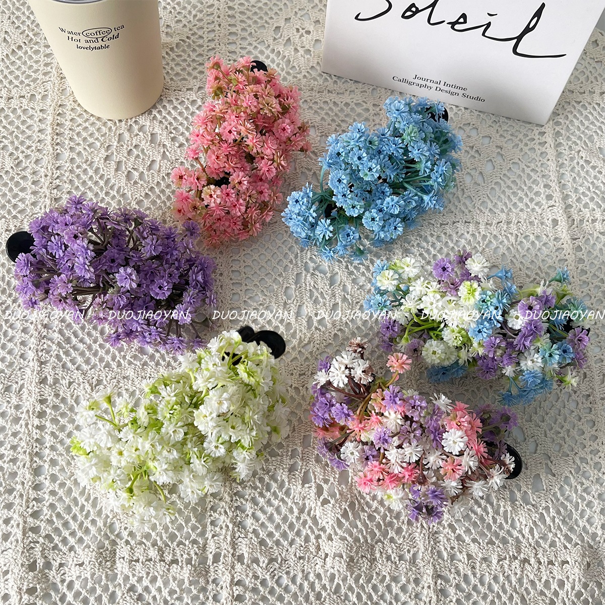 The same style of Liu Yifei's faux "Full Sky Stars" duckbill clip flower hairpin, with a high-end atmosphere, is a scratch-off hair accessory and hairpin Application Scenario