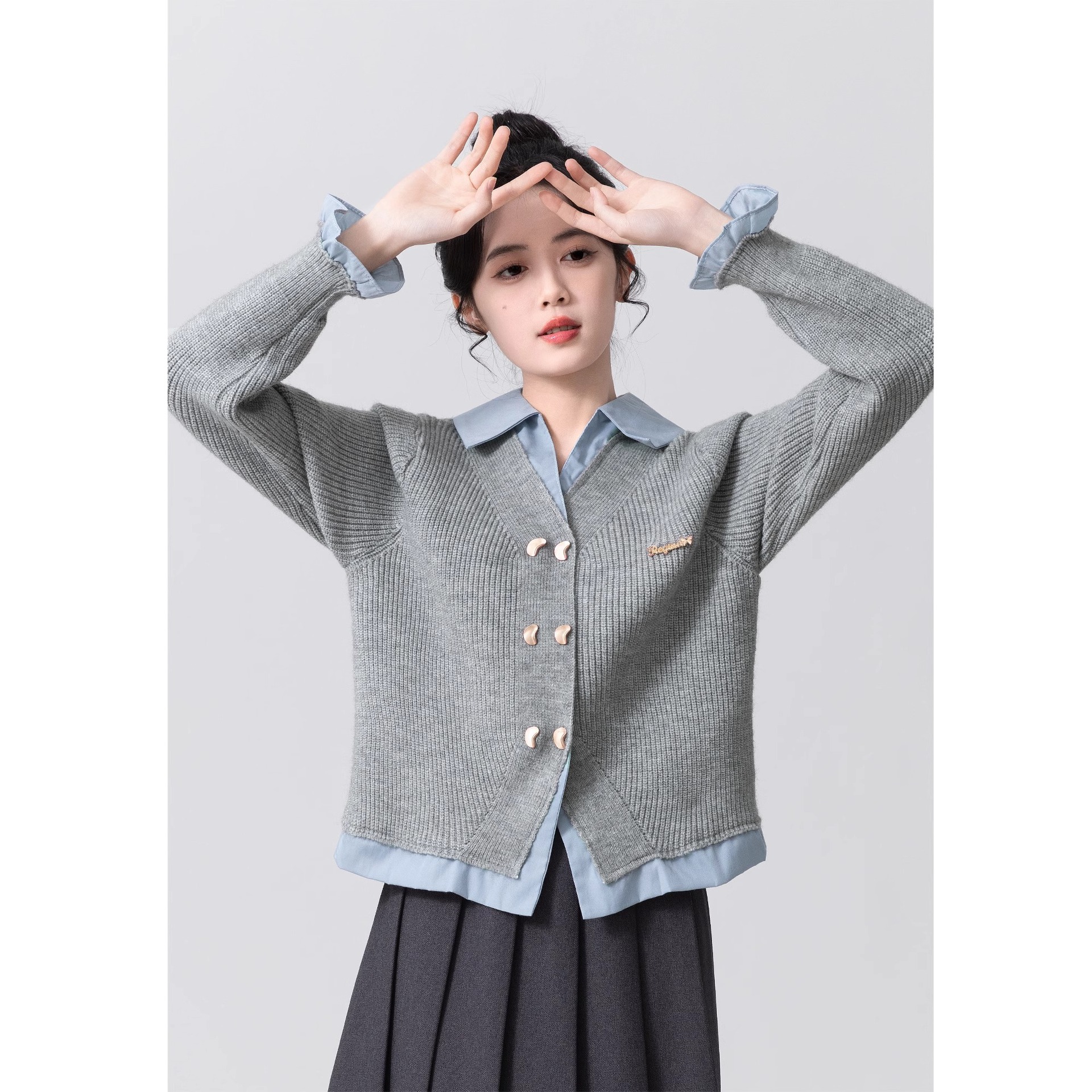 Two POLO neck sweaters for women's Spring and Autumn 2025 new style college style patchwork knitted cardigan jacket short top