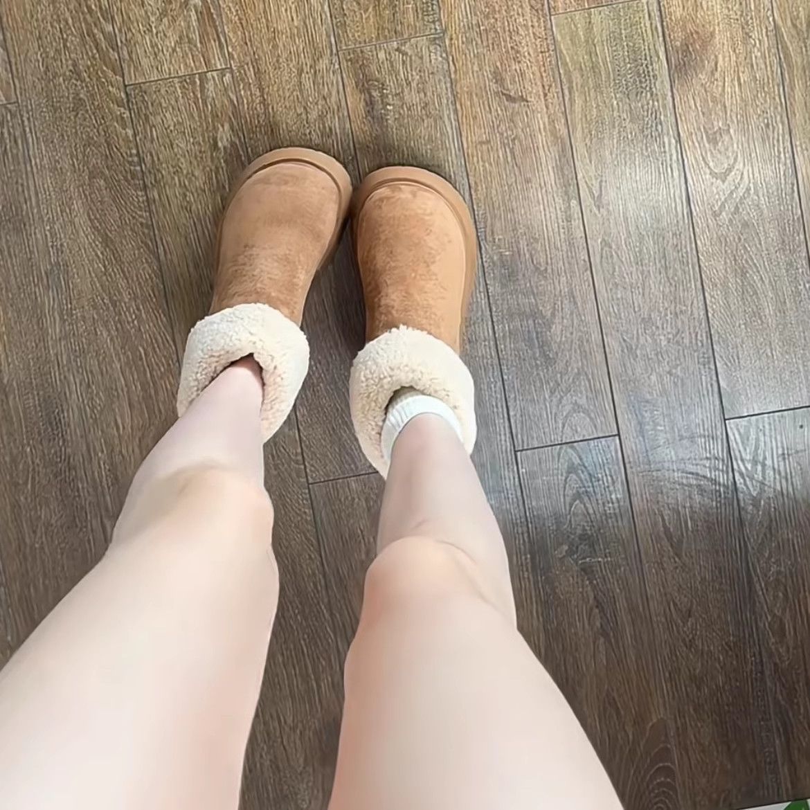 女式皮靴实物图