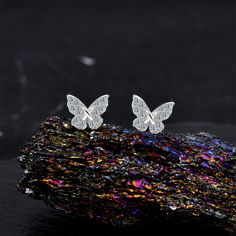 Zhuoheng Selection 2026 New Style Fine Sparkling Micro-inset Zircon butterfly ear Bone Stud Women's French retro light Luxury Elegant simple Individual Exquisite earrings and Earrings details Picture