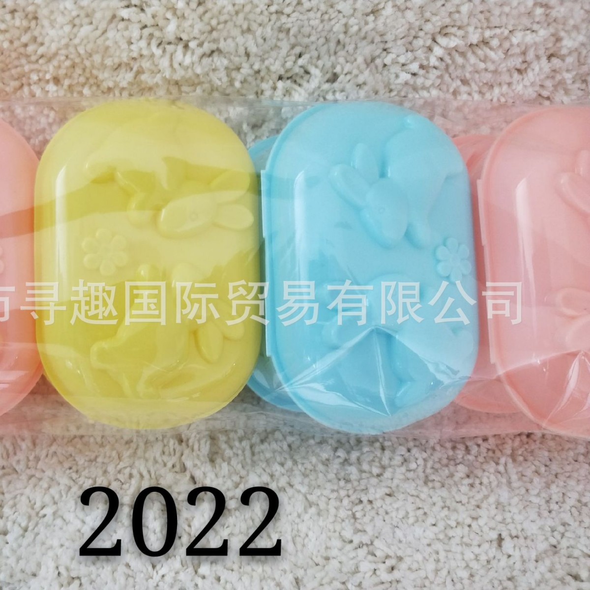 A variety of cross-border foreign trade soap storage boxes are available for selection. Cartoon wall-mounted soap boxes without punching holes are available for wholesale Application Scenario
