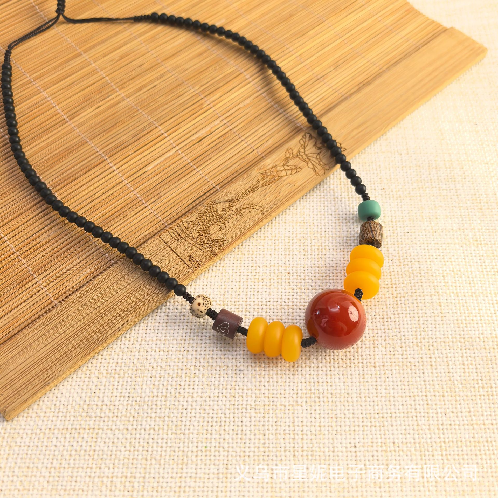 Retro second-generation amber bead necklace, versatile for women, ethnic-style peace pendant, collarbone chain, pendant, sweater accessory details Picture