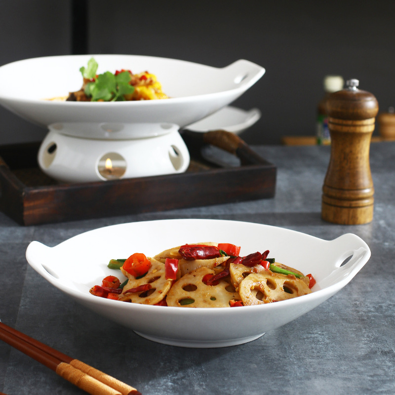 Insulated dish set, heated ceramic stove base, double-ear small stir-frying plate, candle heating, pure white hotel tableware Application Scenario