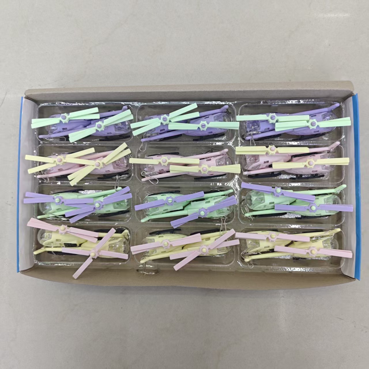 Luminous helicopter keychains, children's toys, night market stalls, street stalls, wholesale of cartoon creative gifts Application Scenario