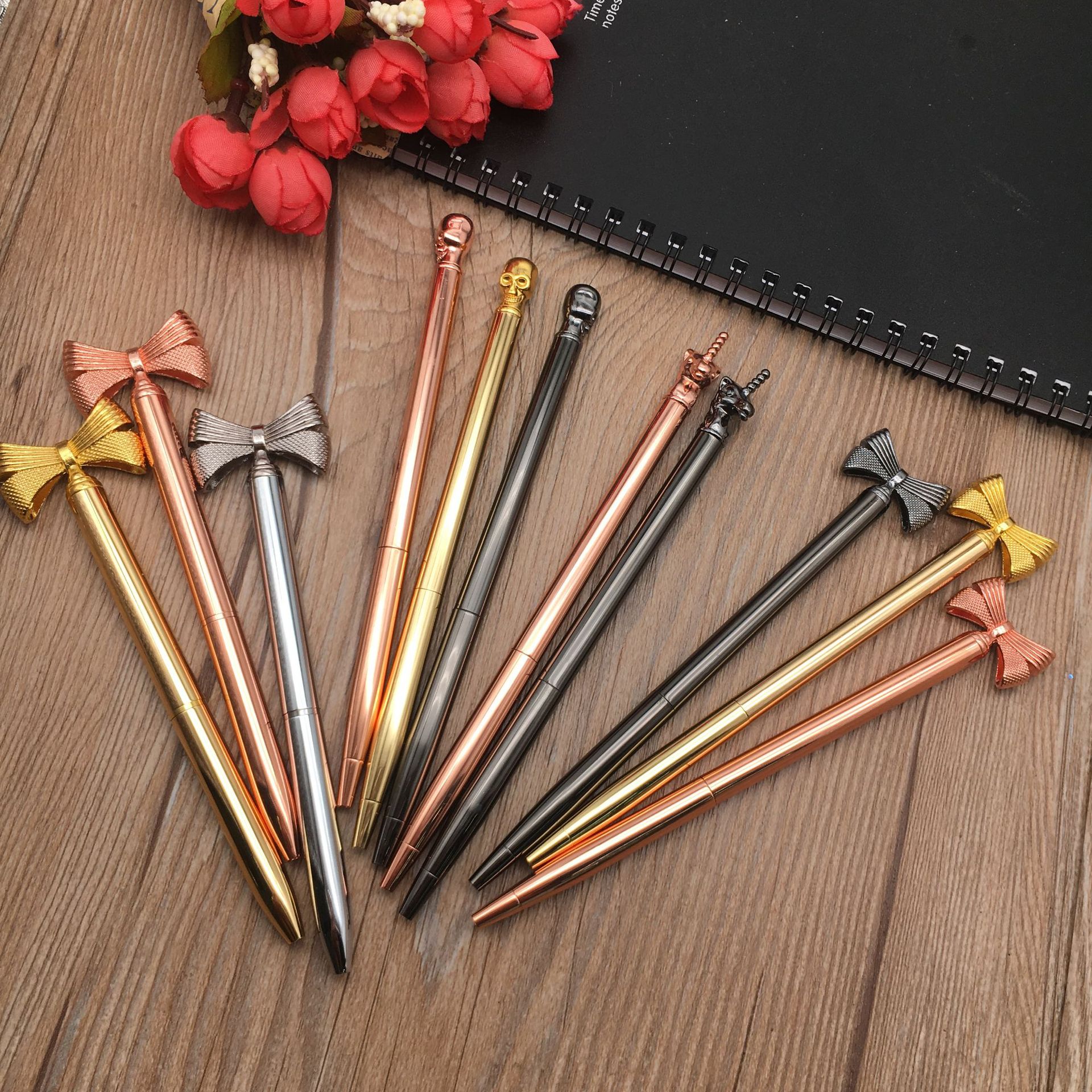 Beast head ballpoint pen, animal head metal pen, stationery advertising pen, student pen Item Picture