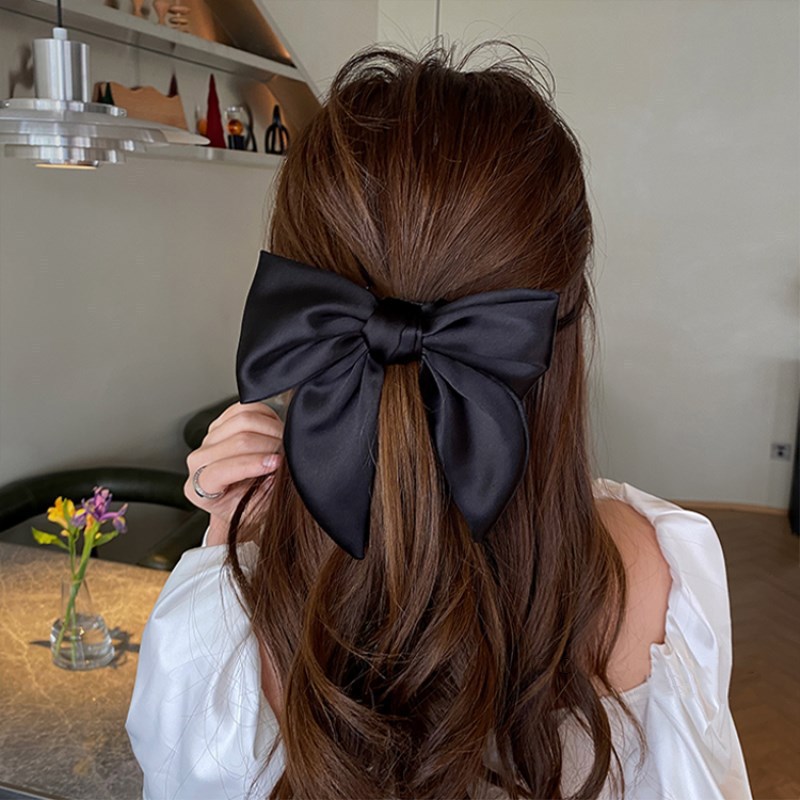 Elegant and high-end hair tie, black satin oversized bow hair band, sweet and charming high ponytail hair tie and headwear details Picture