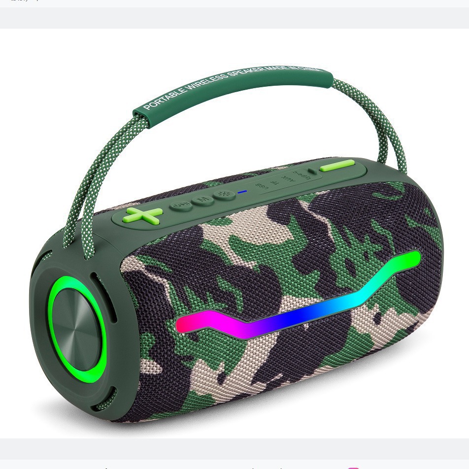 The new portable high-power Bluetooth speaker, RGB marquee, waterproof card-inserting subwoofer BOOMBOX520 Application Scenario