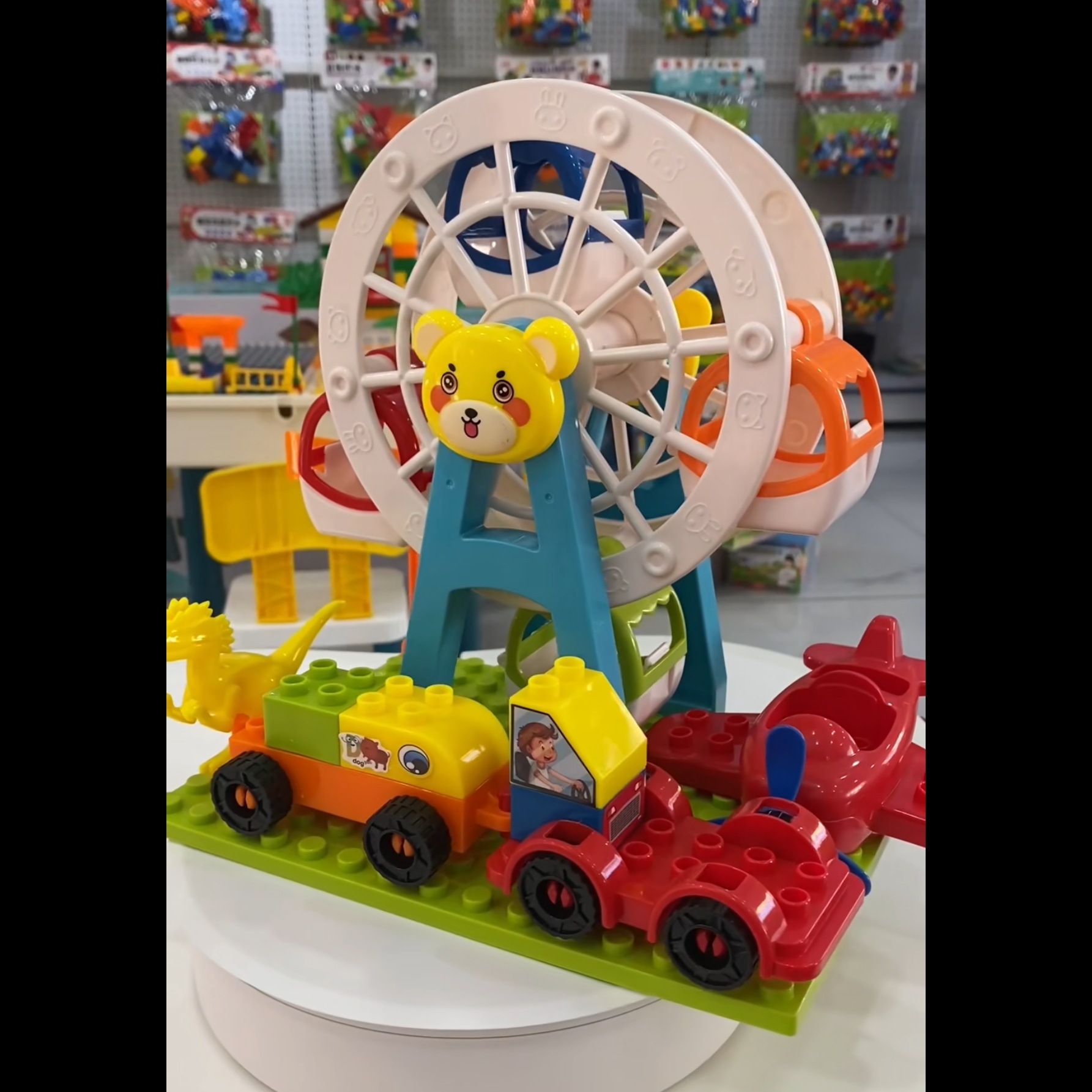 Children's large-sized Ferris wheel amusement park scene building blocks, educational assembly toys, babies, boys and girls Application Scenario