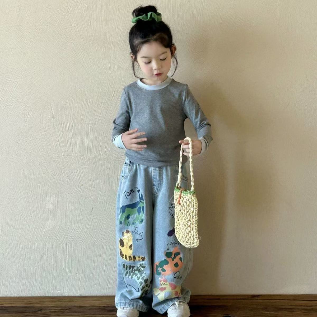 Spring 2025 Children's and Girls' holiday: Two base shirts, graffiti printed jeans, straight-leg pants, Korean style, Korean style trendy kids Specification image