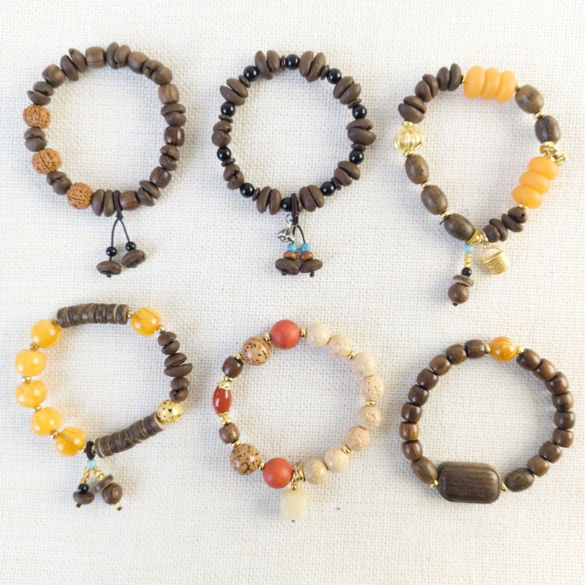 Crystal bracelet, string, bracelet, red string, sand gold bracelet, fashionable and individual jewelry, simple and versatile, trendy accessories for both women and men