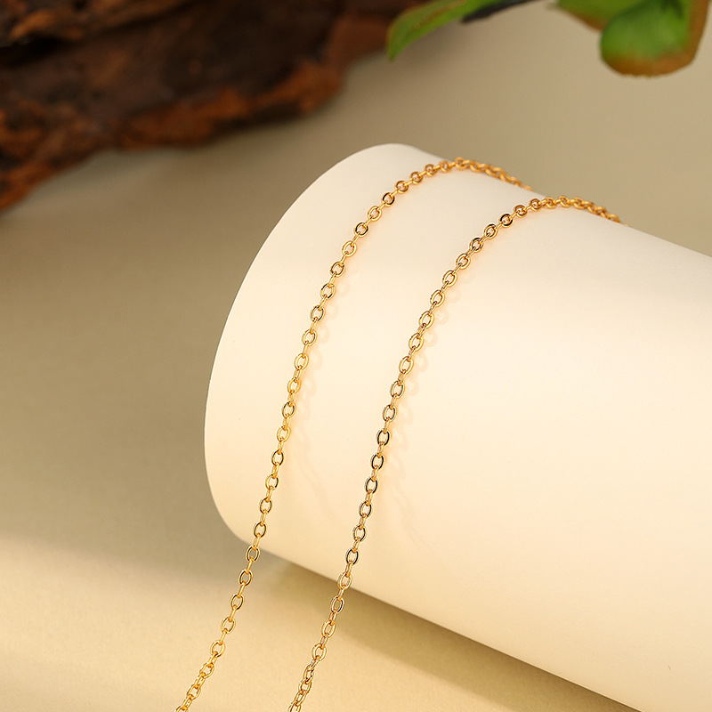 Copper gold-plated plain chain, single chain for men and women, Chopin chain, O-shaped chain, side chain, collarbone chain, plain chain, sand gold chain necklace Application Scenario