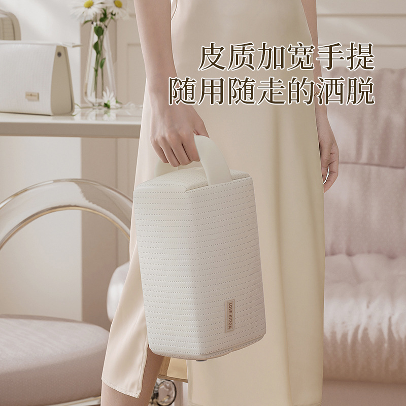 收纳/数据线收纳包/收纳袋/衣服收纳袋/旅行收纳袋产品图