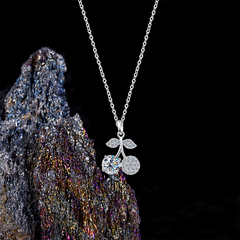Zhuoheng Select S925 All-Silver Cherry Moissanite Pendant, High-End Design Sense, Niche And Versatile Collarbone Chain, Gift Necklace details Picture
