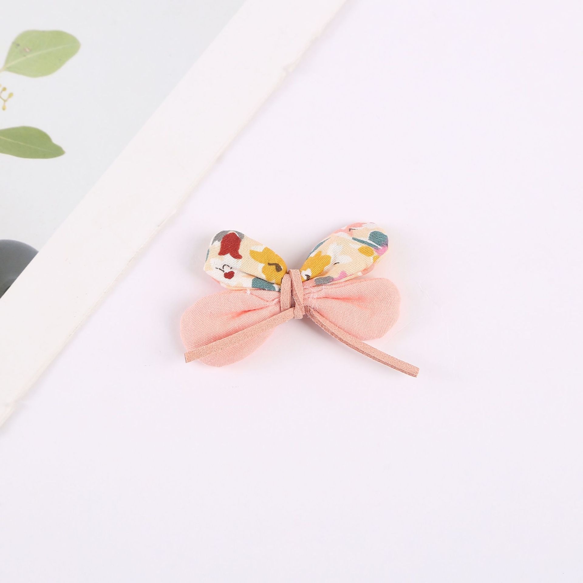 Korean-style fresh and delicate fabric floral butterfly webbing shoes, hats, clothing, children's headwear, DIY accessories and accessories, five-petal flowers Specification image