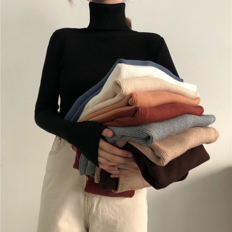 For the 2024 autumn/winter season, a stylish and slimming high-neck knitted base layer, a women's pullover top, and a sweater for women to wear inside on Instagram