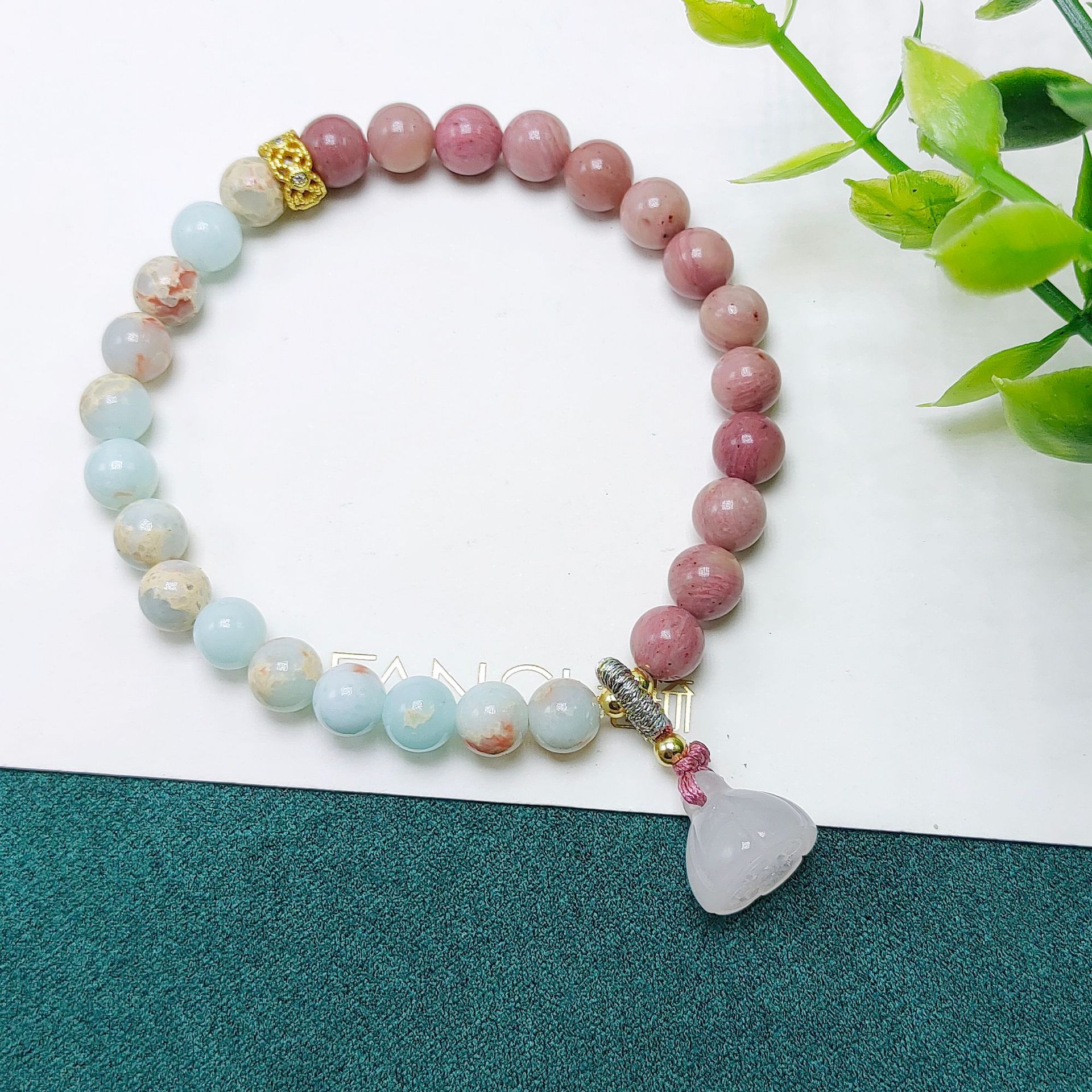 A high-end women's double-ring bracelet featuring a unique design of natural rose and red jasper and Shoushan stone rose crystal lotus pods Specification image